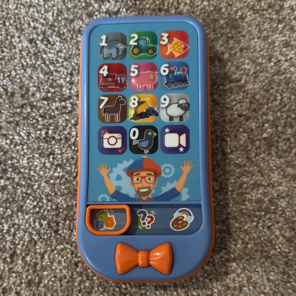 KidDesigns Blippi Counting & Colors Phone toy